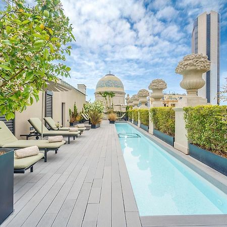 Casagrand Luxury Suites Barcelona Bagian luar foto